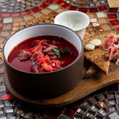 Борщ с салом в Хлеб Насущный по цене 540 ₽