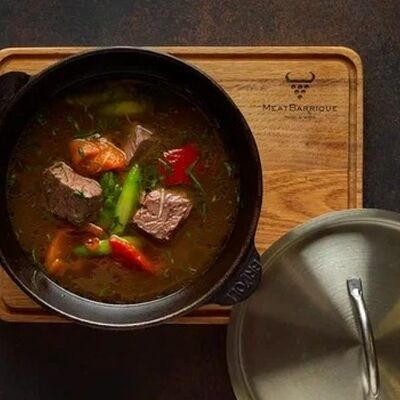 Мясная похлебка с телячьими щёчками и орзо в MeatBarrique по цене 840 ₽