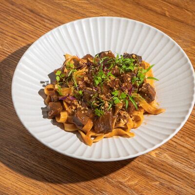 Тальятелле с телячьей щекой и мясным соусом в Неизвестный по цене 890 ₽