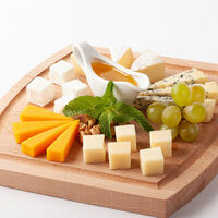 Сырная тарелка в Мариус