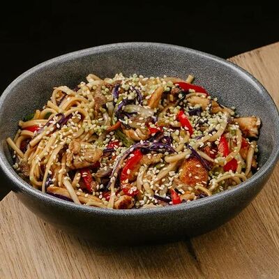 Удон с двумя видами мяса в Джимми Чу по цене 950 ₽
