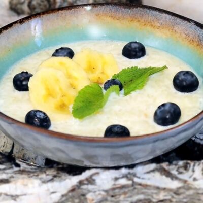 Каша рисовая с голубикой и бананом в ФедяДичь по цене 390 ₽