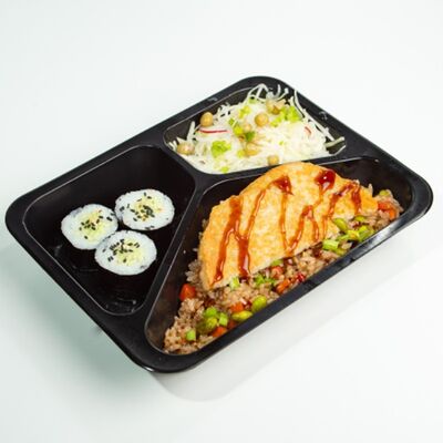 Ланч Бокс №5 Салат, рис овощной, малый ролл с огурцом в ЁБИСАН по цене 539 ₽