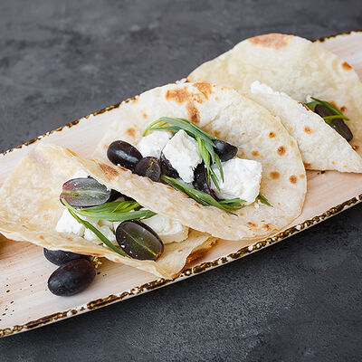 Сыр из овечьего молока в Дюшес по цене 160