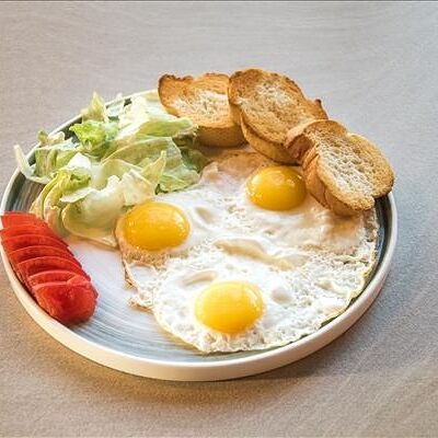 Английская глазунья в Венеция по цене 450 ₽