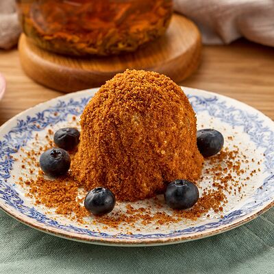 Медовик с голубикойв Нино по цене 670 ₽