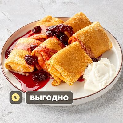 Большая порция блинчиков с творогом и вишневым вареньем в Шоколадница по цене 943 ₽