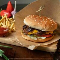 Бургер с мраморной говядиной в Dance&grillpark