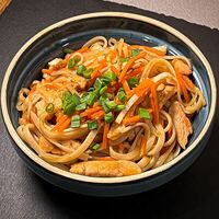 Жареная лапша Чомян в Амисан