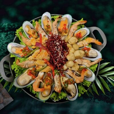 Ассорти из морепродуктов в LAOBAN по цене 6500 ₽