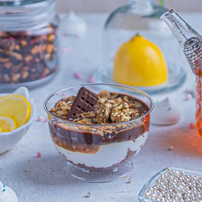 Десерт Сникерс в Дон Бургер по цене 242 ₽