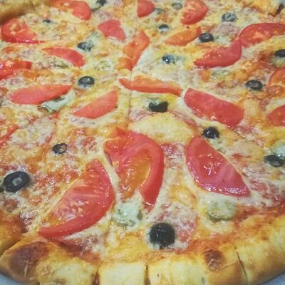 Пицца Пепперони с начинкой в бортах 32 см в ФАРТуна по цене 1000 ₽