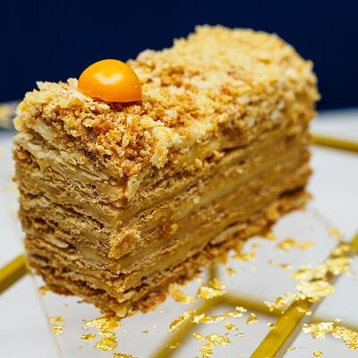 Наполеон в Эклер&Кофе по цене 250 ₽