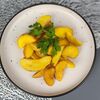 Картофель по-деревенски в Мужчина готовит по цене 190