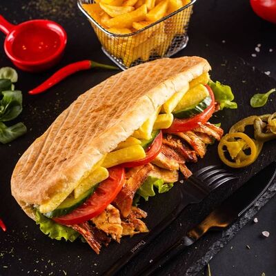 Острый гиро Дьявола с курицей в Point#pita по цене 429 ₽