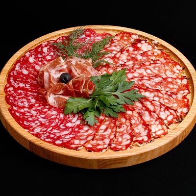 Мясная тарелка маленькая в Ролл Маркет по цене 769