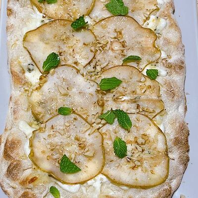 Груша-горгонзола в Babbo family cafe по цене 870 ₽