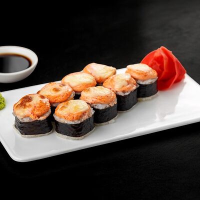 Ролл запеченный с курицей в Окинава Гурмэ по цене 599 ₽