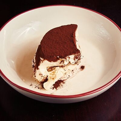 Тирамису в Lions Head по цене 600 ₽