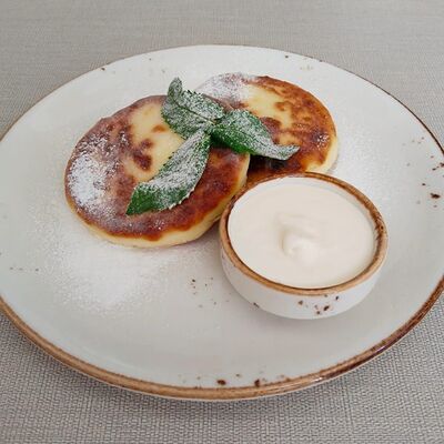 Сырники в Марсель кафе-кондитерская по цене 462 ₽