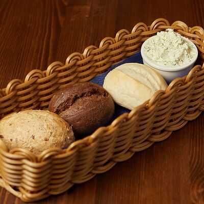 Хлебная корзинка в Bullet Bar по цене 275 ₽