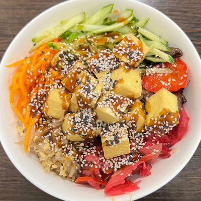 Пибимпап с наггетсами в Vegan Pyramid по цене 499 ₽