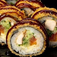 Жареный цезарь в Sushi Шах