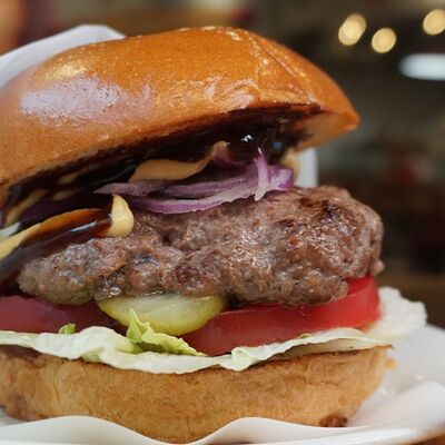 Гамбургер в Gunters по цене 720 ₽