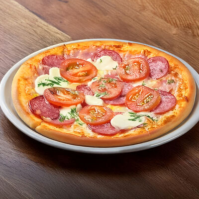 Пицца с салями в Кафе хачапури по цене 810 ₽