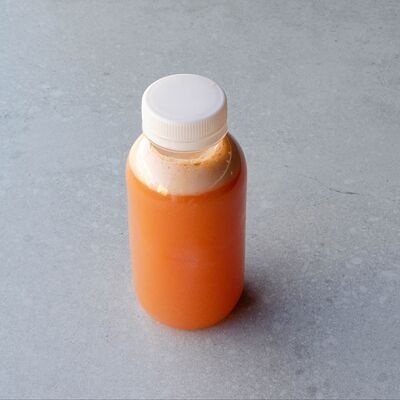 Свежевыжатый сок Яблоко-морковь в The Odi по цене 9 р.