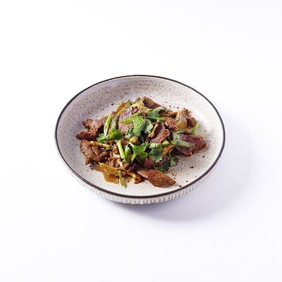 Телятина с грибами в соевом соусе в Чайхона №1 Васильчуки по цене 850 ₽