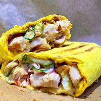 Шаверма Сырная с сочной курочкой в ЗА ОБЕ ЩЁКИ