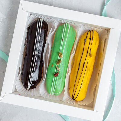 Эклер в ассортименте в Coffee&Ko по цене 200 ₽