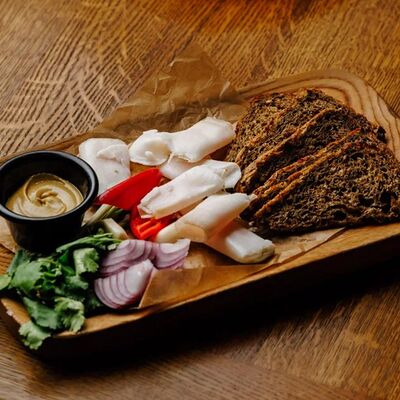 Сало с тостамив Кочевники by Трикони по цене 555 ₽