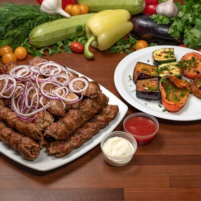 Большое ассорти из люля-кебабов в Шашлычкофф по цене 2179