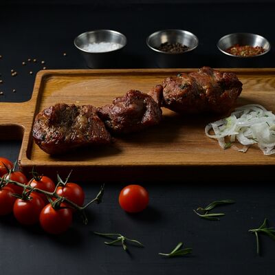 Шашлык по-карски (фирменный) в Хуторок по цене 625 ₽