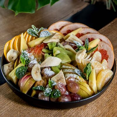 Сет Фруктовый в Гриль-бар Бикью по цене 1000 ₽