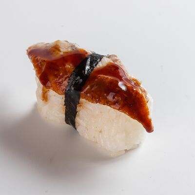С угрем в Underground Sushi City по цене 299 ₽