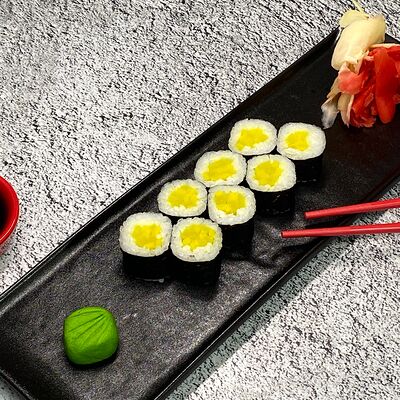 Маки с такуаном в Sushi-Дзен по цене 150 ₽