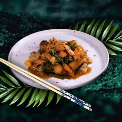 Филе минтая под соусом в LAOBAN по цене 1030 ₽