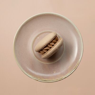 Макарон шоколадный в Романовская пекарня по цене 180 ₽