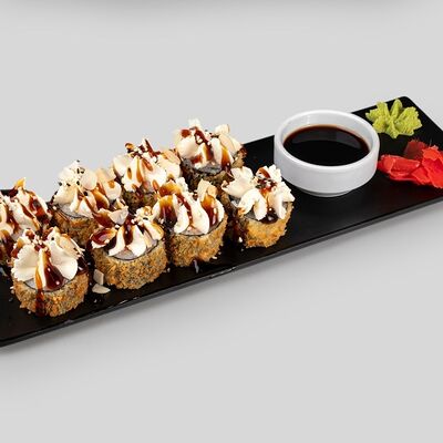 Ролл Салмон темпура в Basilic -Территория Вкусной Еды по цене 2845 ₸