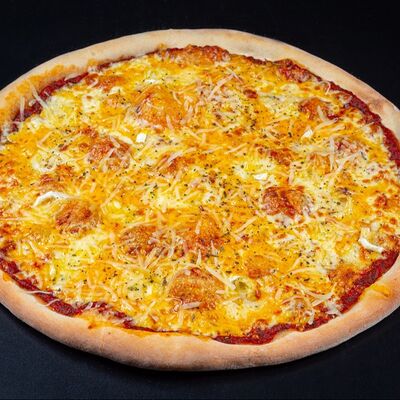 Пицца Четыре Сыра в Булка и Мясо по цене 960 ₽