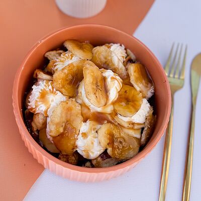 Гонконгская вафля Хрустящий банан в Wow Tortik по цене 590 ₽