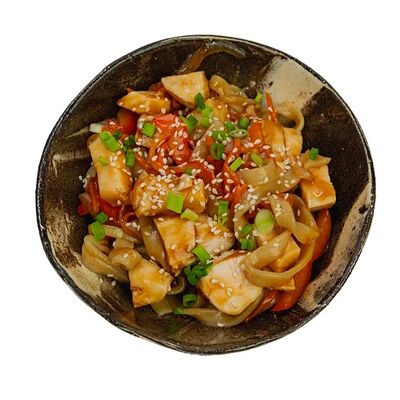 Жареная лапша с курицей в KOBE ramen по цене 550 ₽