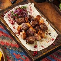 Шашлык из бараньей печени с курдюком в Халиф