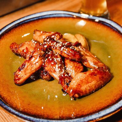 Крылья медовые в Рыцарь Beer по цене 830 ₽