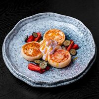Сырники, йогуртовый мусс, клубника, голубика и соус манго в Hedo