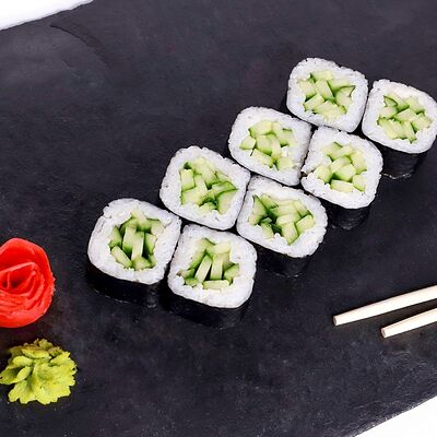 Огурец в Sushi Kiosk по цене 230 ₽