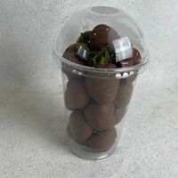 Стаканчик с клубникой в шоколаде в Amambuket
